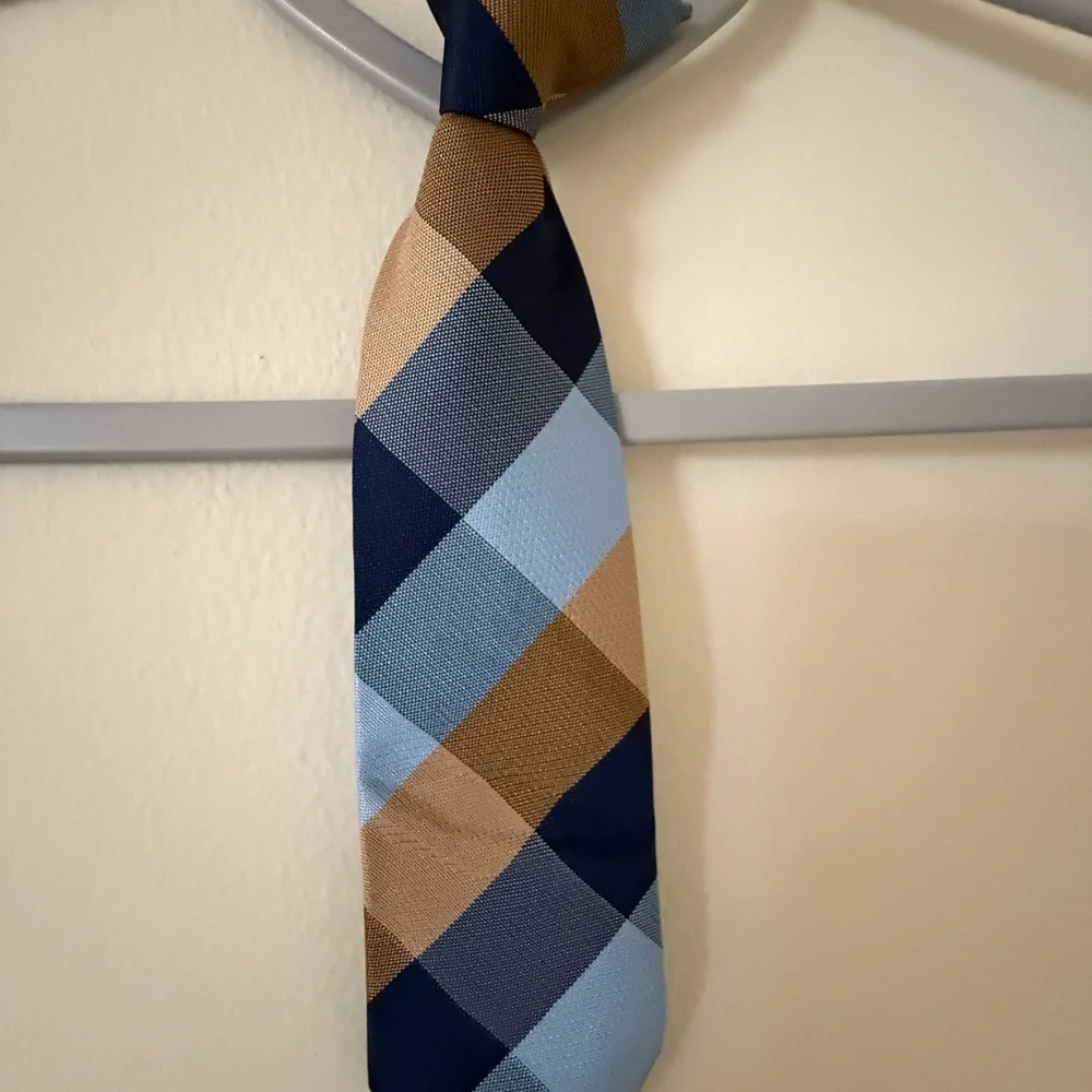 Nautica Brown Vest with Checkered Shirt Set